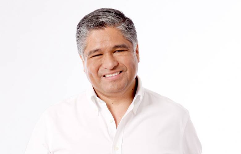 TheBunkerNoticias | Ví­ctor Fuentes renuncia a la carrera por Monterrey