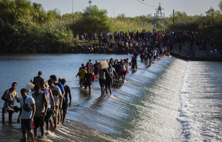 TheBunkerNoticias | EUA cierra frontera por migrantes; haitianos denuncian violaciones a los DDHH