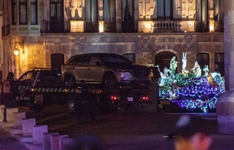 TheBunkerNoticias | Camioneta con cuerpos en Zacatecas ligada al CJNG
