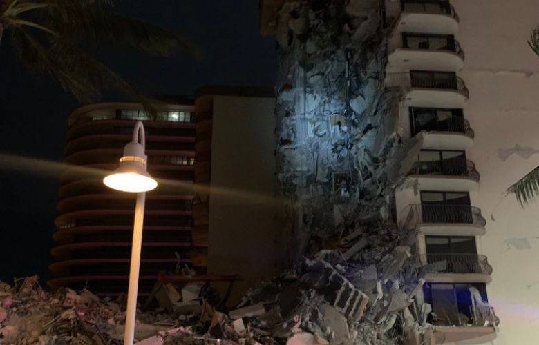 TheBunkerNoticias | Se derrumba un edificio de 12 pisos en Florida; declaran estado de emergencia