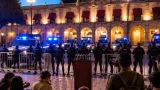 Bedolla refrenda autonomía municipal sobre recorridos nocturnos en Uruapan