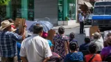 Bloqueo en Chilpancingo por falta de pago de pensiones obliga a rutas alternas en el Centro