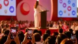 Dirigente de Morena en Colima provoca controversia al decir que quien no esté feliz debe irse del país