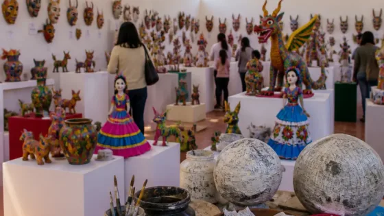 San Juan del Río: alumnos de la Casa de Cultura exponen 100 piezas de papel maché