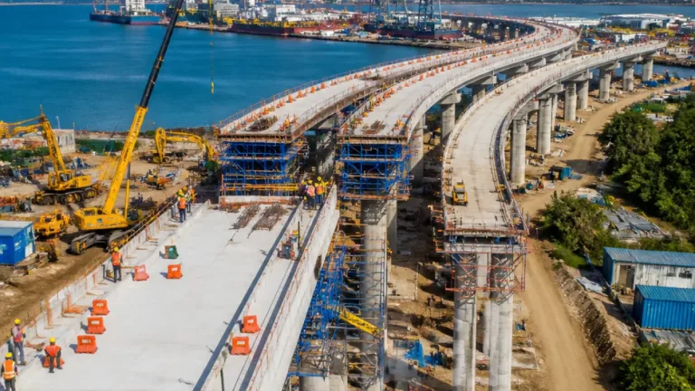 Avanza al 80% el distribuidor vial que conectará el Puerto de Veracruz