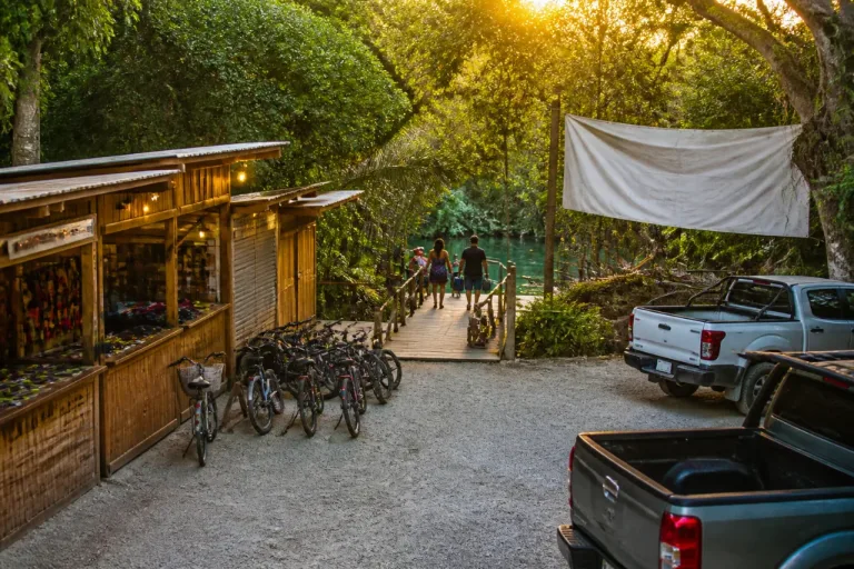 Caída de visitantes en cenotes de Tulum afecta a pequeños negocios; piden mayor promoción