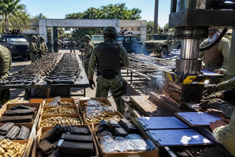 Destruyen 1,148 armas y tensan control de armamento en Tijuana