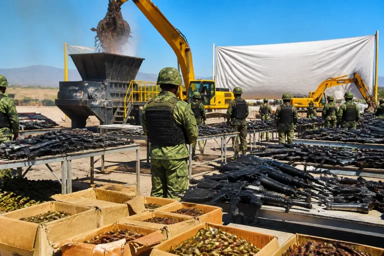 Destruyen en Juárez 1,592 armas aseguradas en operativo de la XI Región Militar