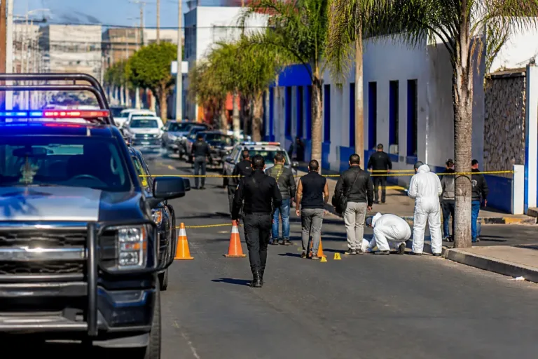 Detienen en Zacapu a dos mandos por la emboscada que dejó cinco policías muertos