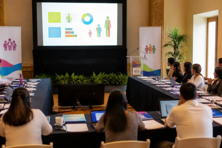 Gobierno de Yucatán impulsa taller para encaminar presupuesto hacia la niñez y adolescencia