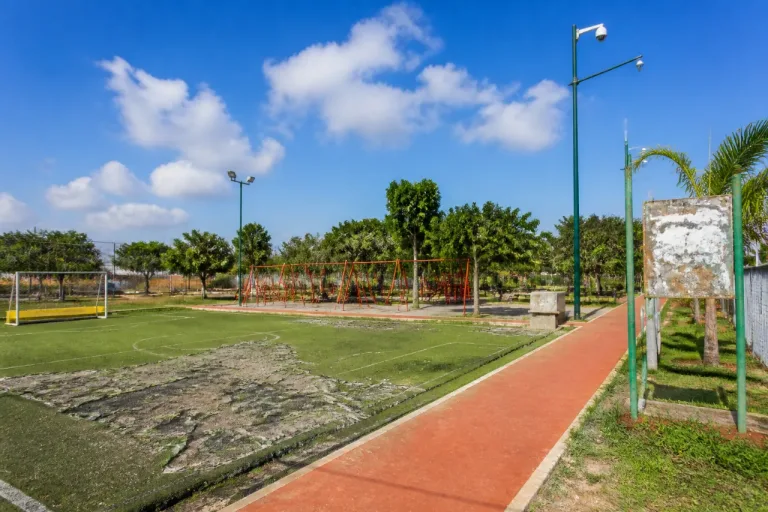 Kanasín: Parque Leona Vicario muestra abandono pese a inversión pública