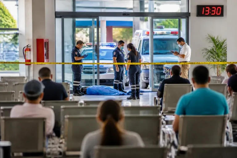 Mujer de la tercera edad fallece en la Terminal de Autobuses de Manzanillo