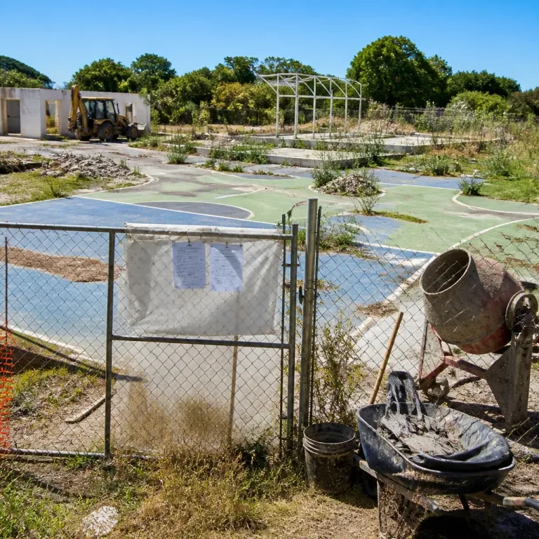 Contratos desiertos paralizan la nueva zona de ocio en La Paz y retrasan obras en Murcia
