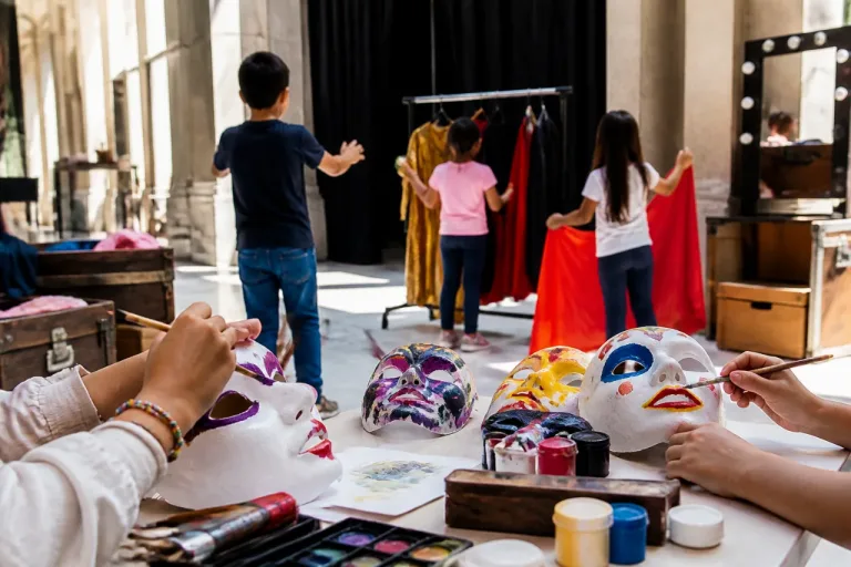 Mexicali abre campamentos gratuitos de arte y teatro para niñas y niños este verano