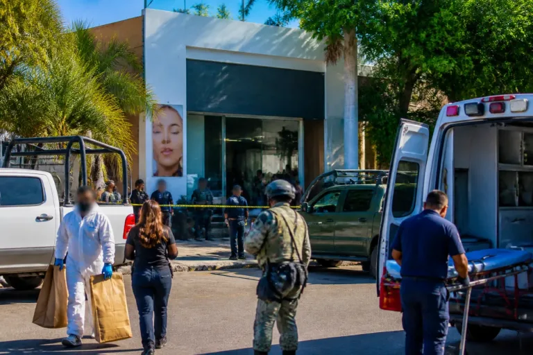 Operativo en clínica estética de Durango tras paciente grave; detienen al encargado