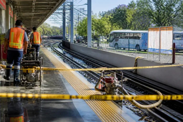 Servicio de la Línea 5 del Metro vuelve a la normalidad en Ciudad de México tras las lluvias